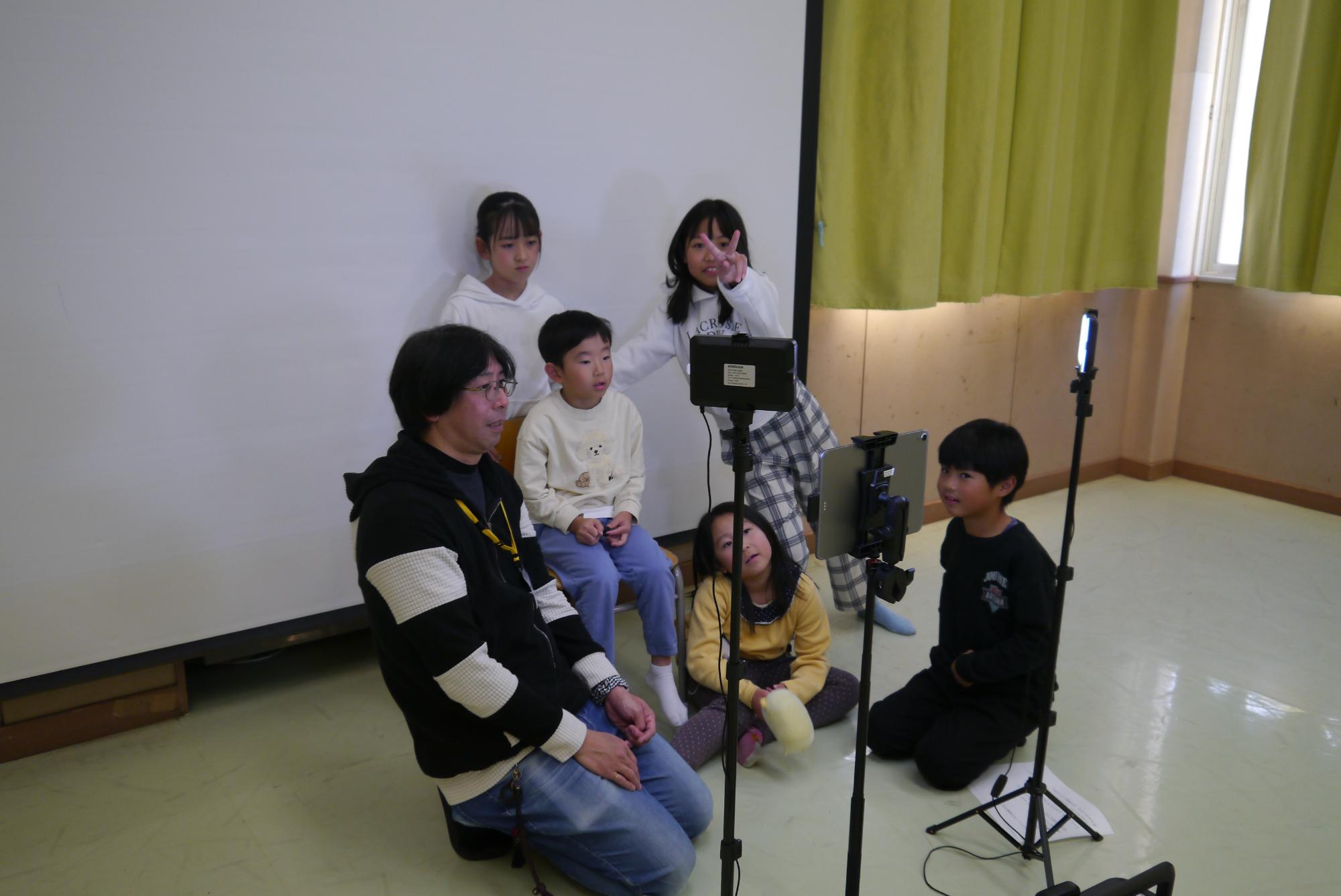 ちよちゃんニュースの撮影風景