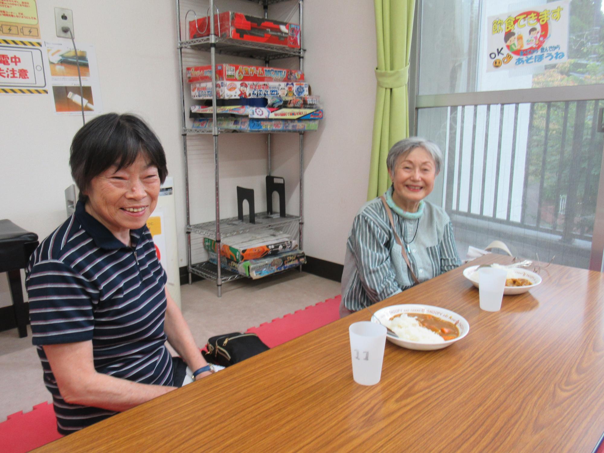 子ども食堂に参加した成人の写真