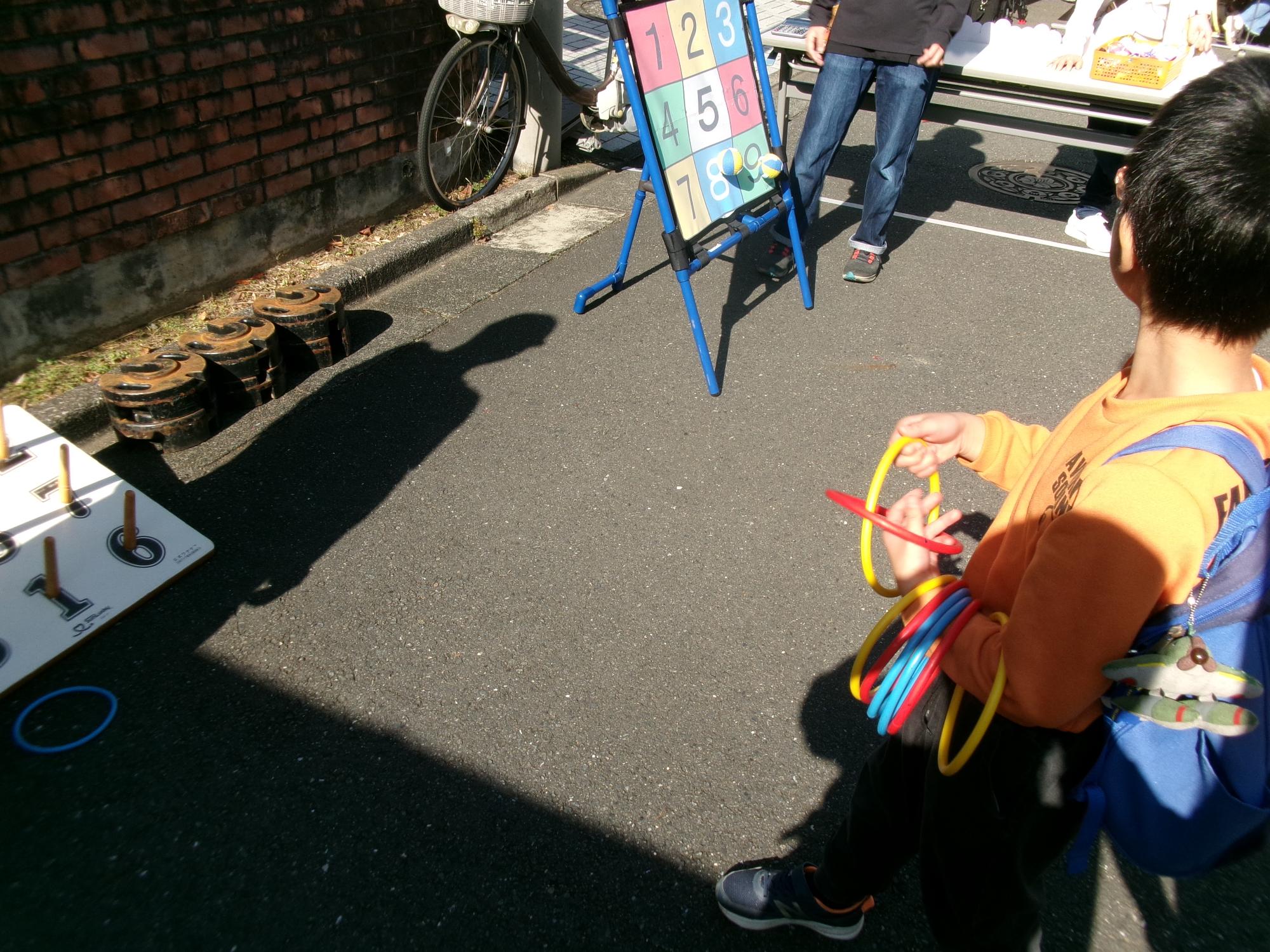 輪投げとストラックアウトの写真