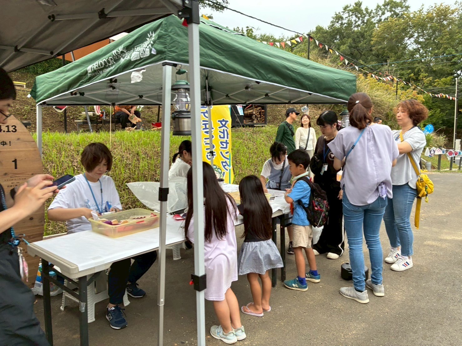 出店している様子