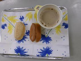 ミニホットドックときなこパン