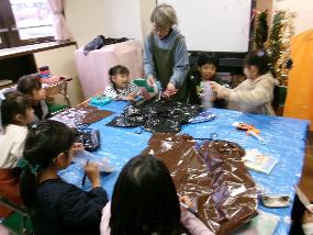 ビニールでの衣装づくり