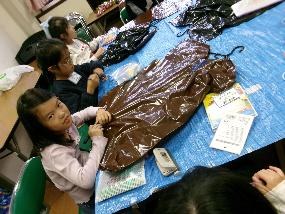 考えている様子