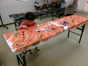 作品を作っている様子