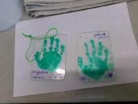 できあがった手形プラバン