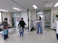 みんなで体操をしているところ