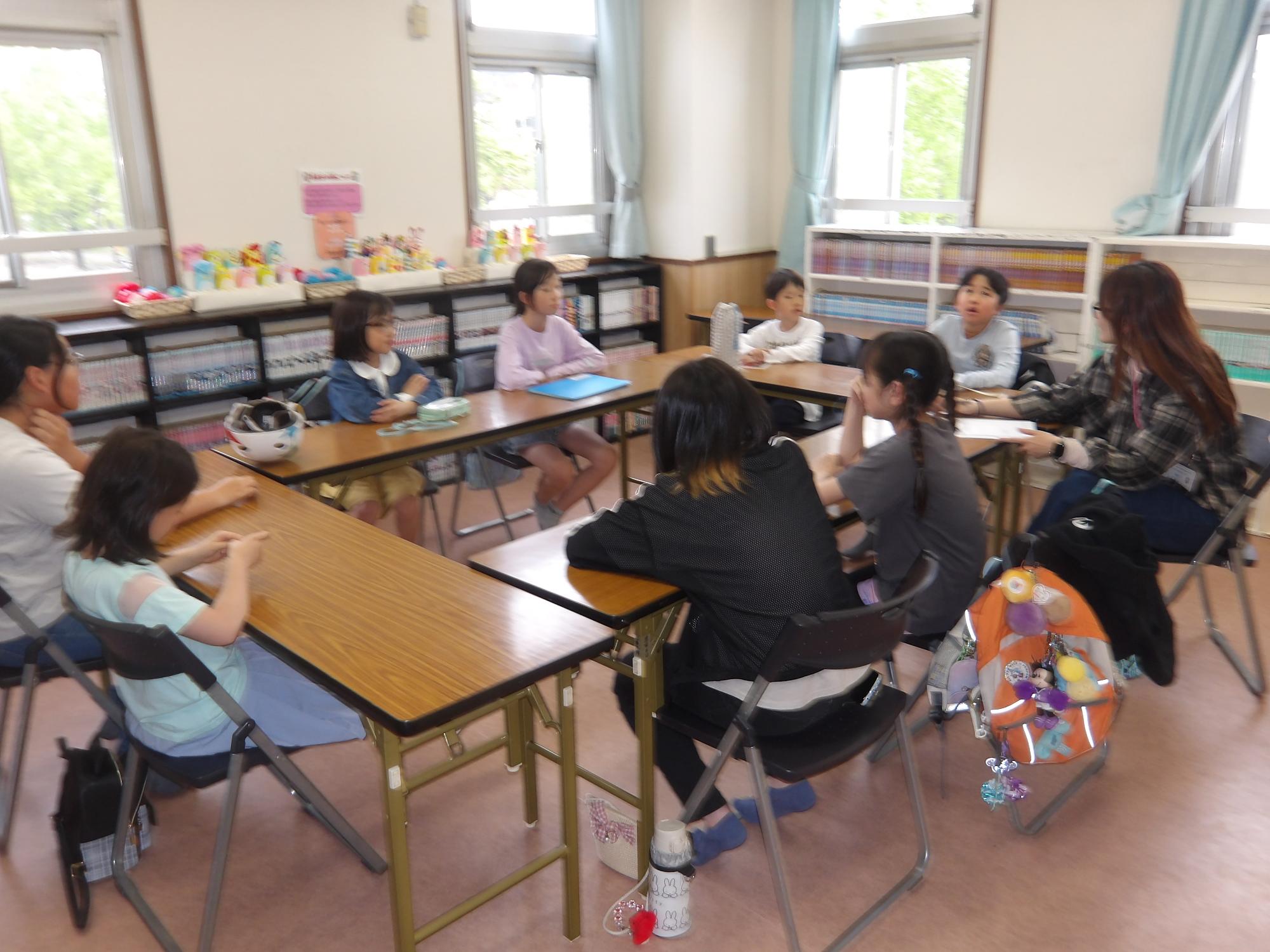 ハンドベルクラブの様子の写真