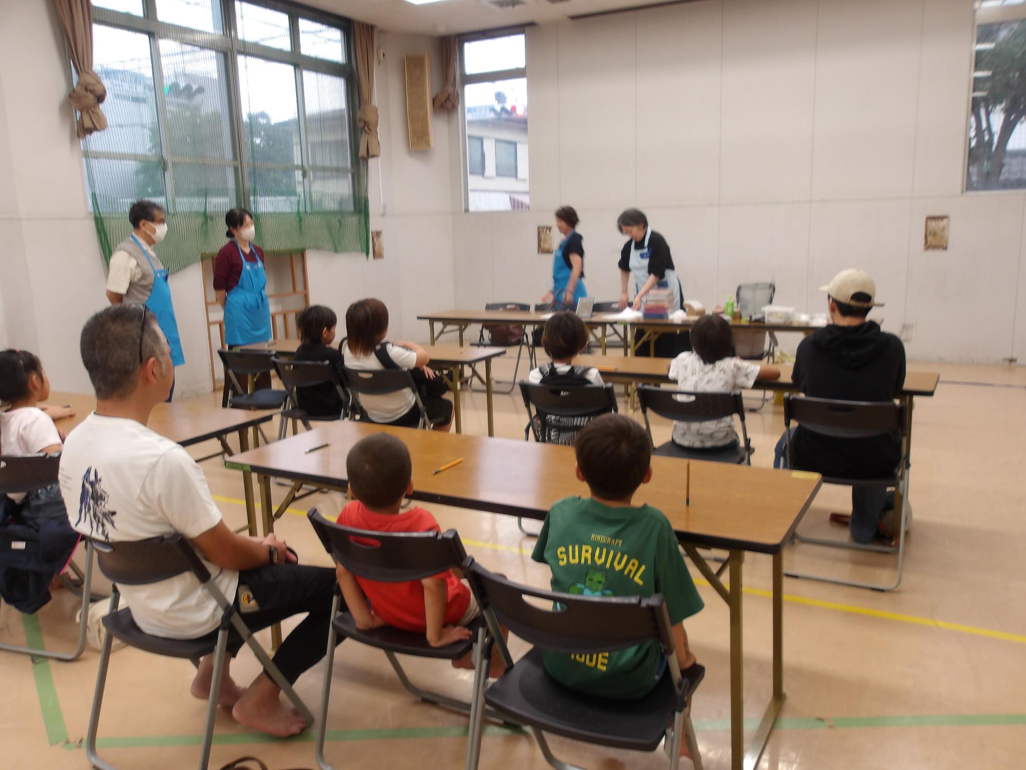 科学実験教室の様子
