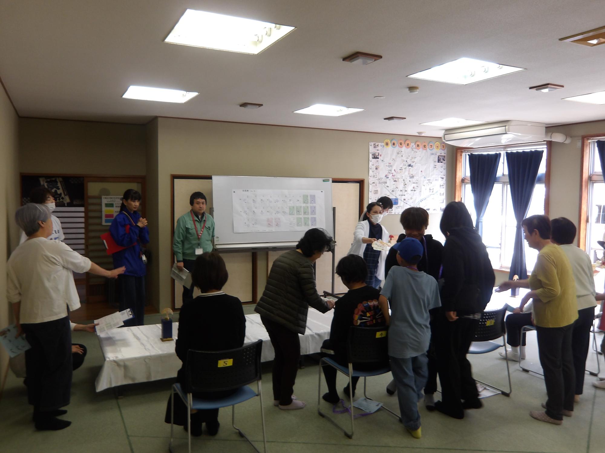 投扇興をしている写真