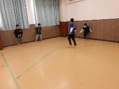 集会室でドッチボールは楽しいな。