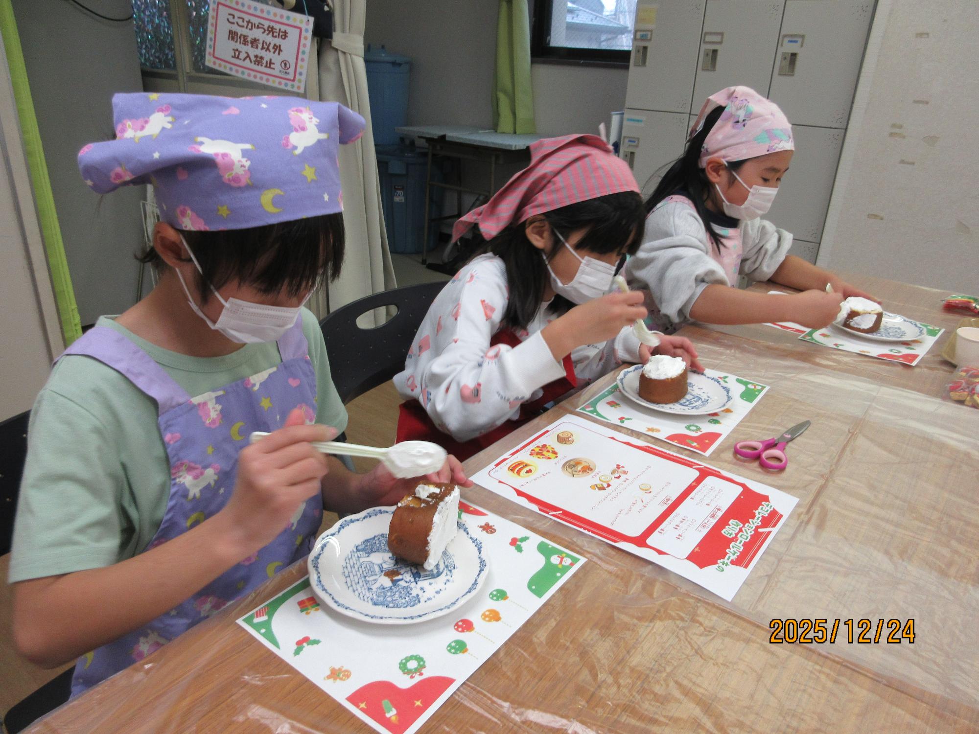 2025年12月_おやつ作りの様子1