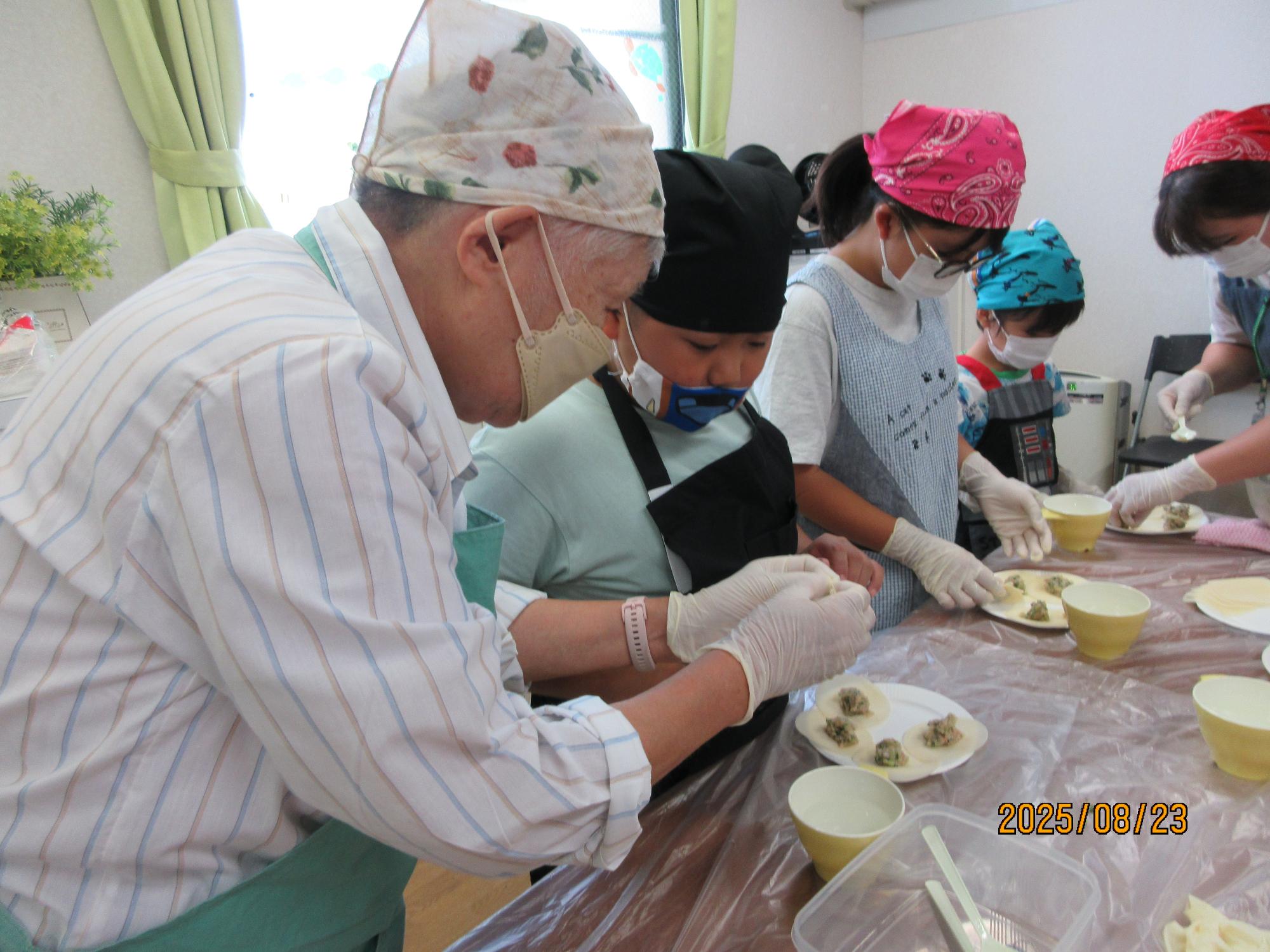 2025年8月_クッキングの様子4