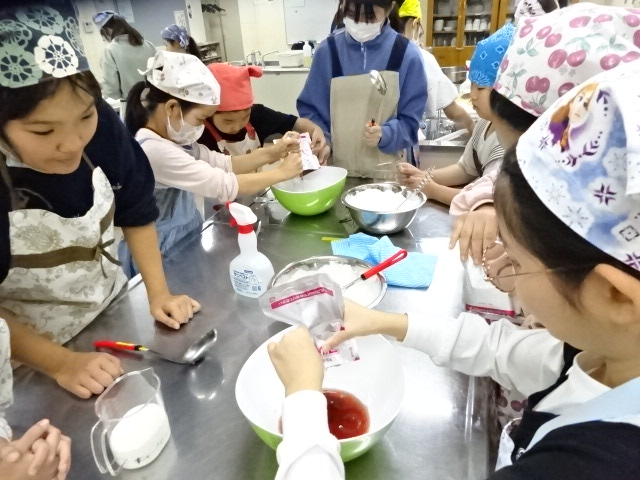 フルーチェを作っている様子