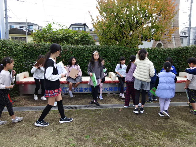 地域を回っている様子