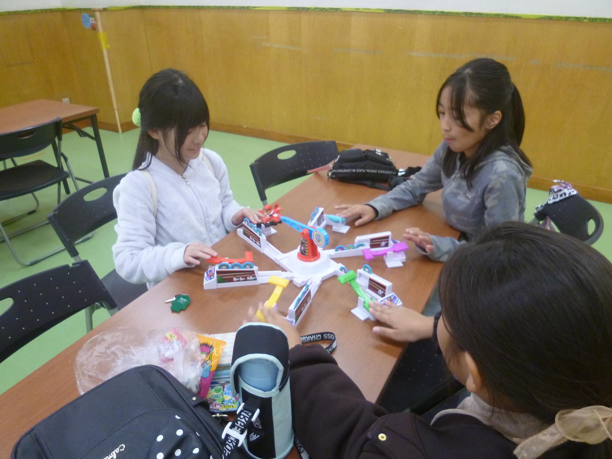 くるりんパニックリターンズで遊ぶ様子