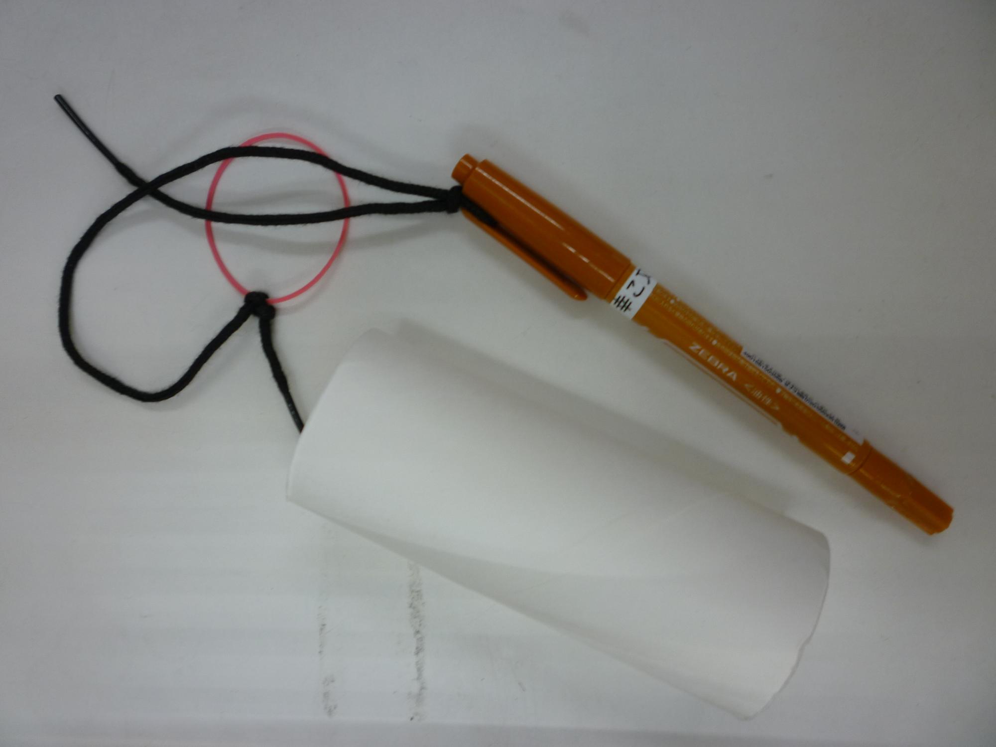 今月のチャレンジトイレットペーパーとペン