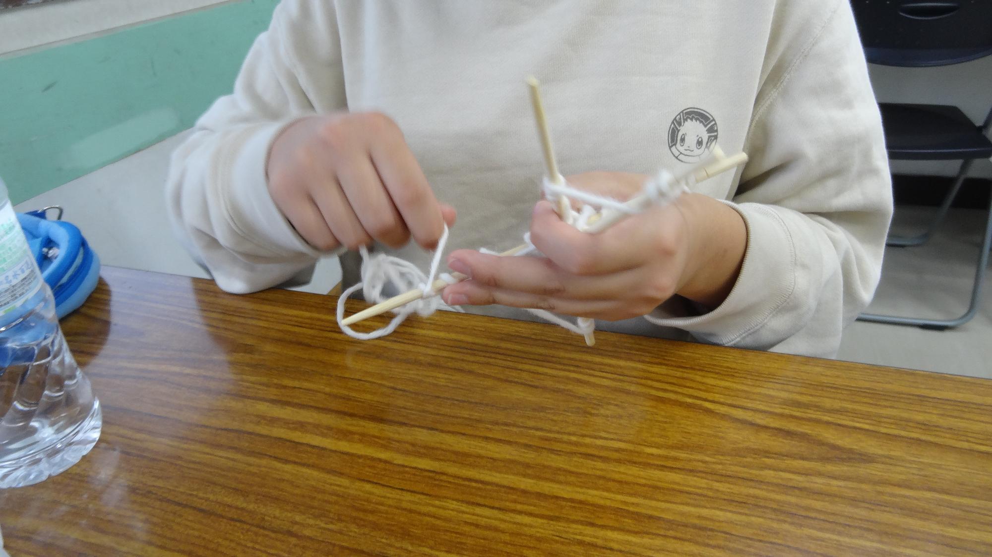 ハロウィン工作の様子