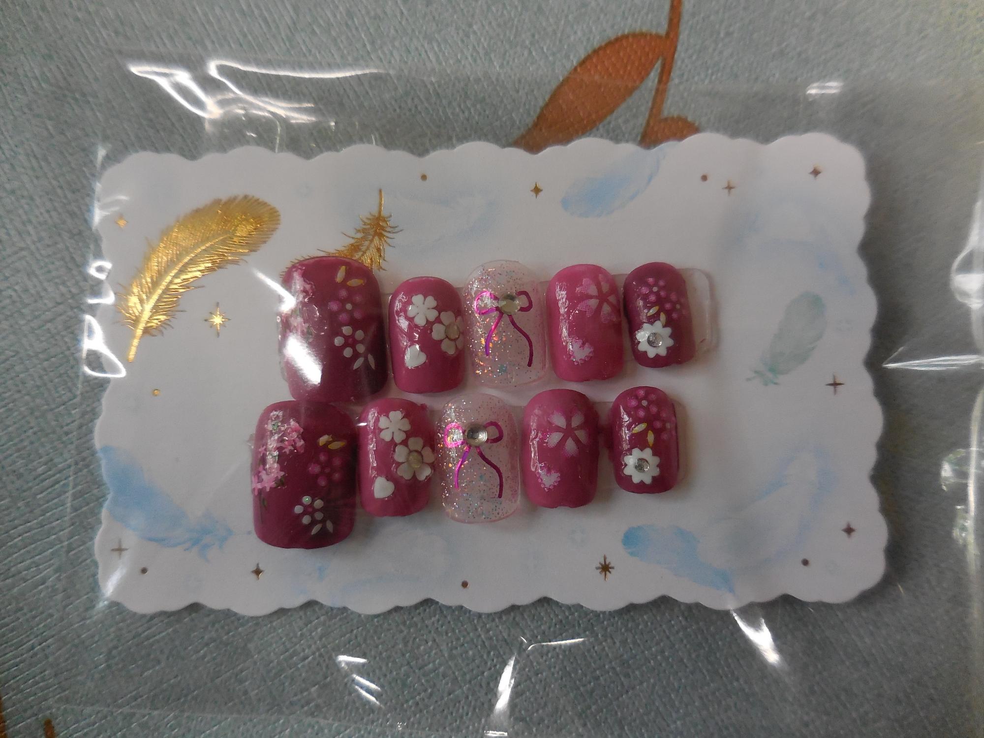 完成したネイルチップの写真