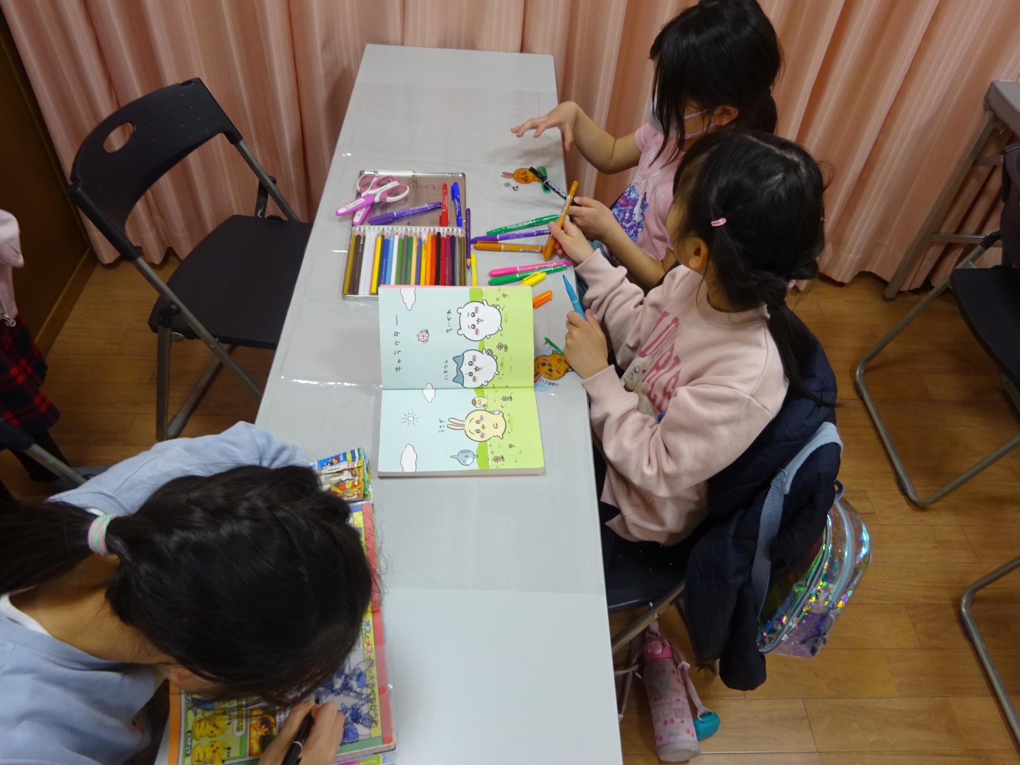 アンブレラマーカーを作っている様子