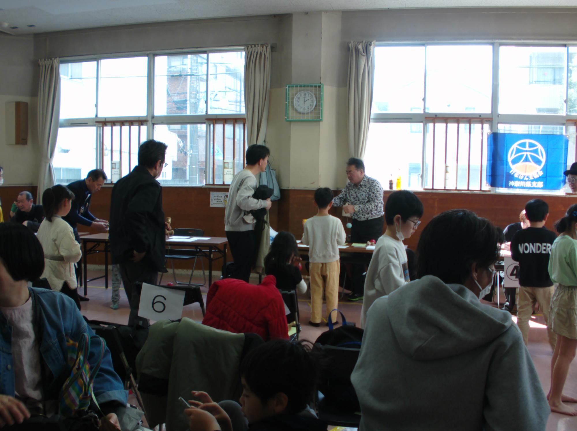 けん玉認定会の様子の写真2