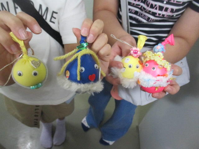 可愛くデコレートされた子どもたちの作った作品たち