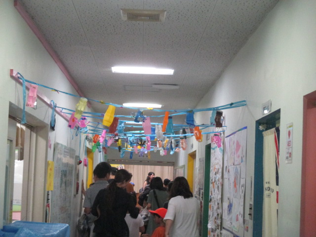 飾りつけされた館内の様子