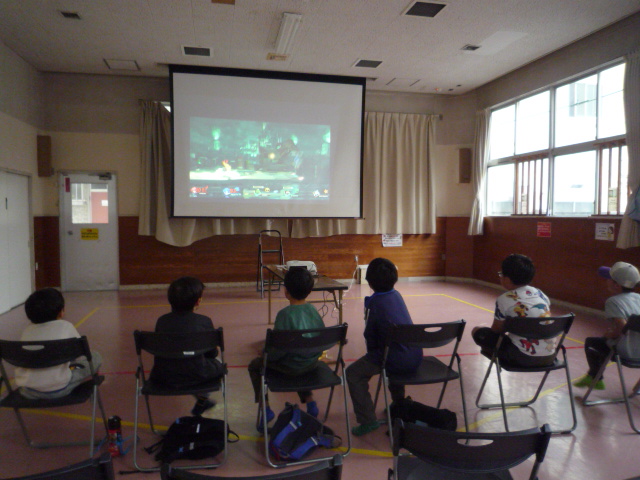 子どもたちがゲームをしている画像2