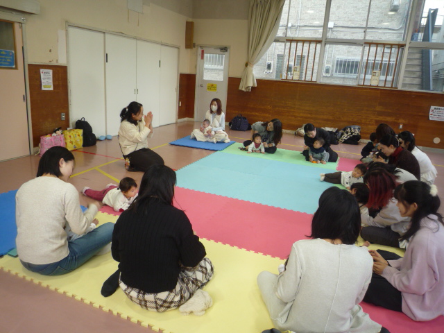 ベビー英語教室の様子の写真1