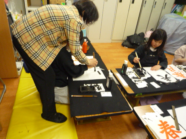 習字クラブの様子の写真2