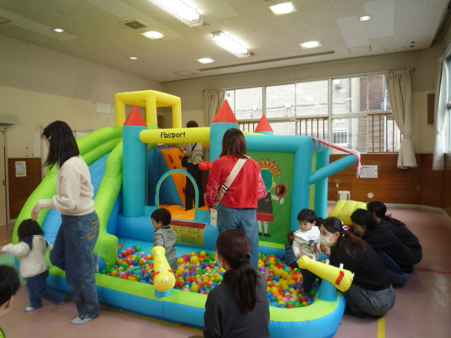 ちびっこランドの様子の写真1