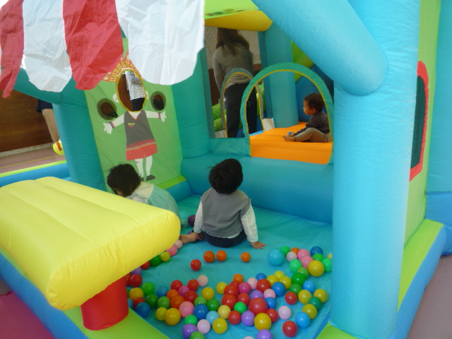 ちびっこランドの様子の写真1