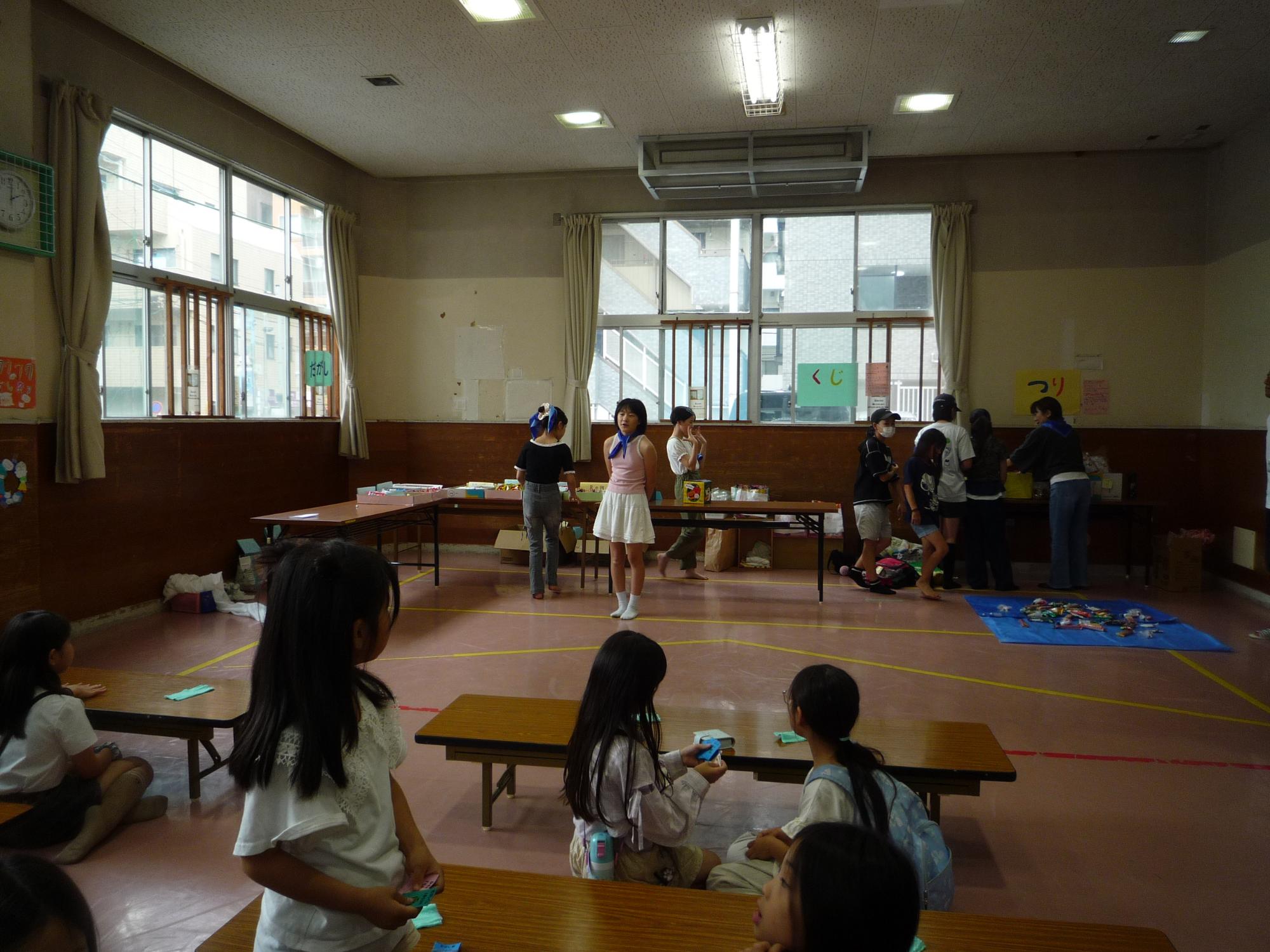 子ども運営委員からの開会のあいさつの様子