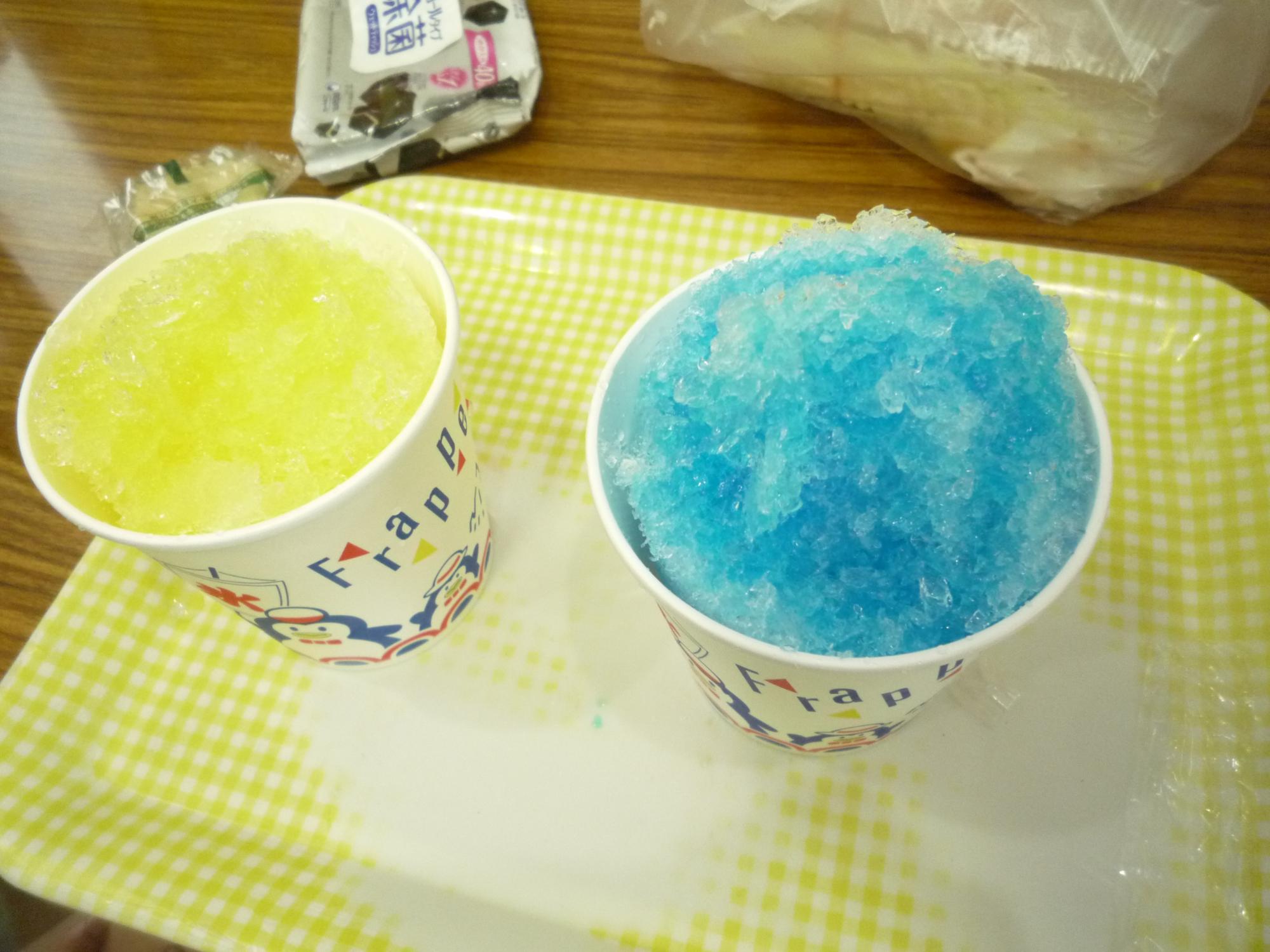レモンとブルーハワイのかき氷