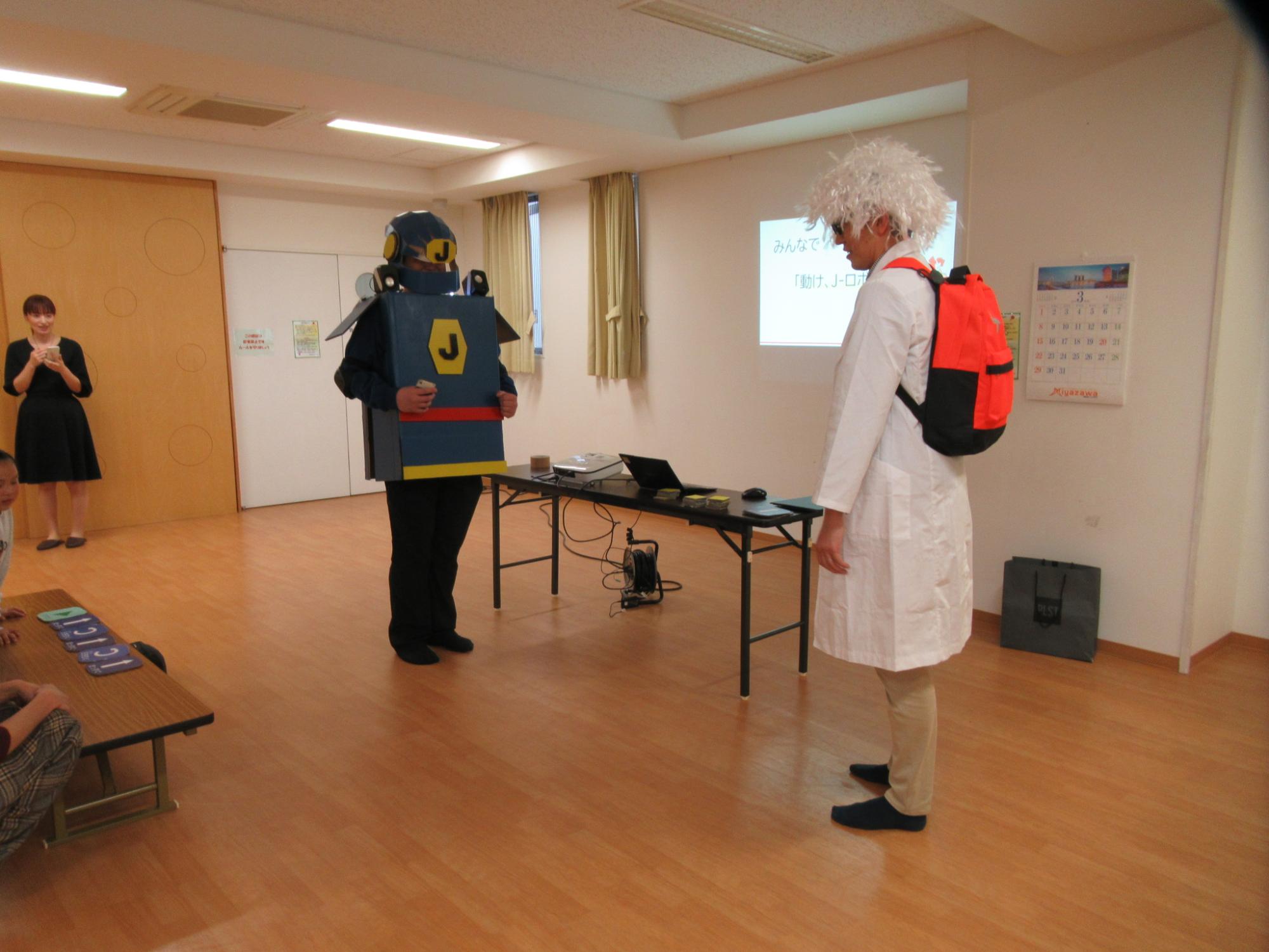 J-collegeロボット操作体験