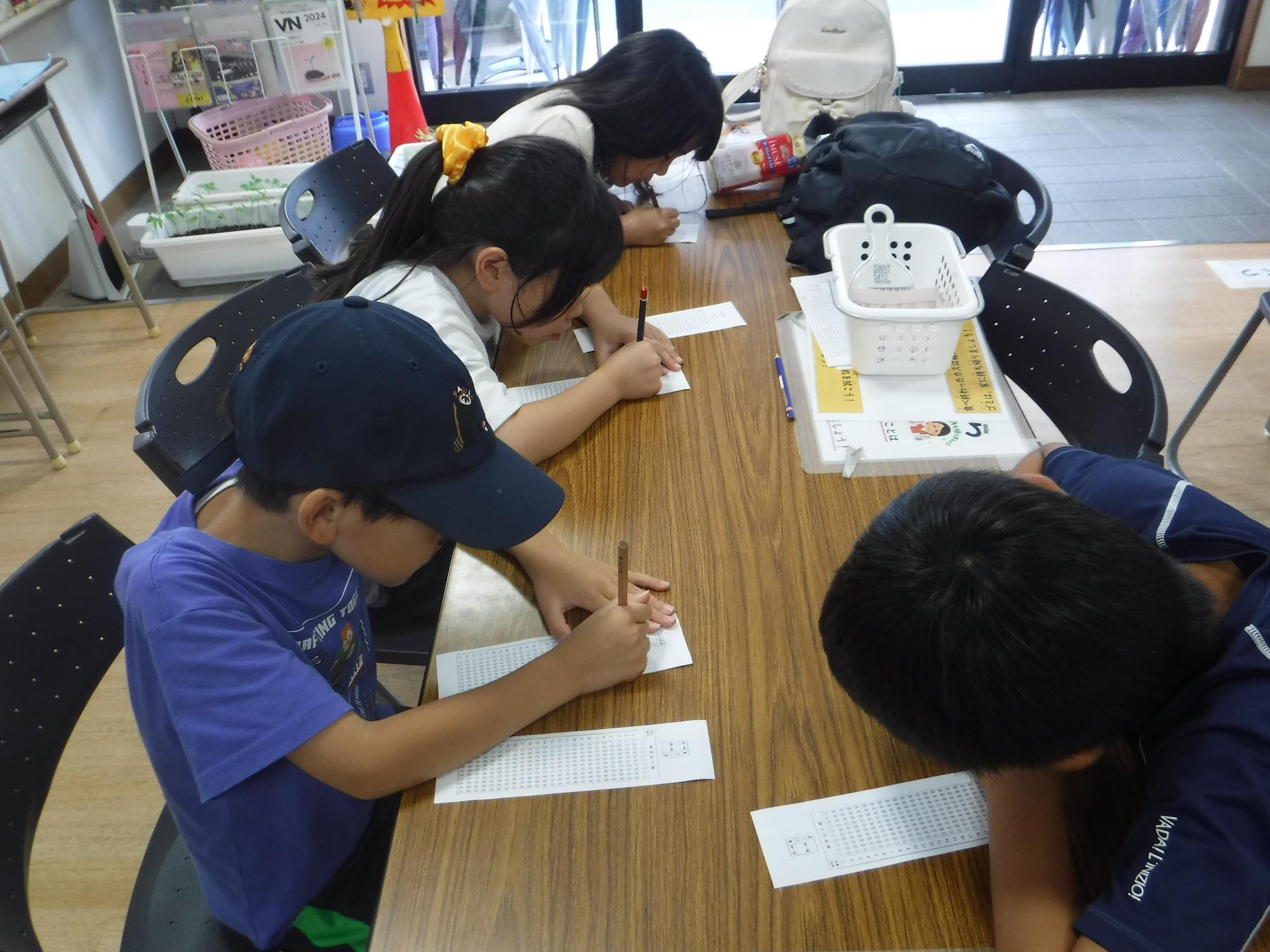 ぬりぬりつぶつぶ取り組み中