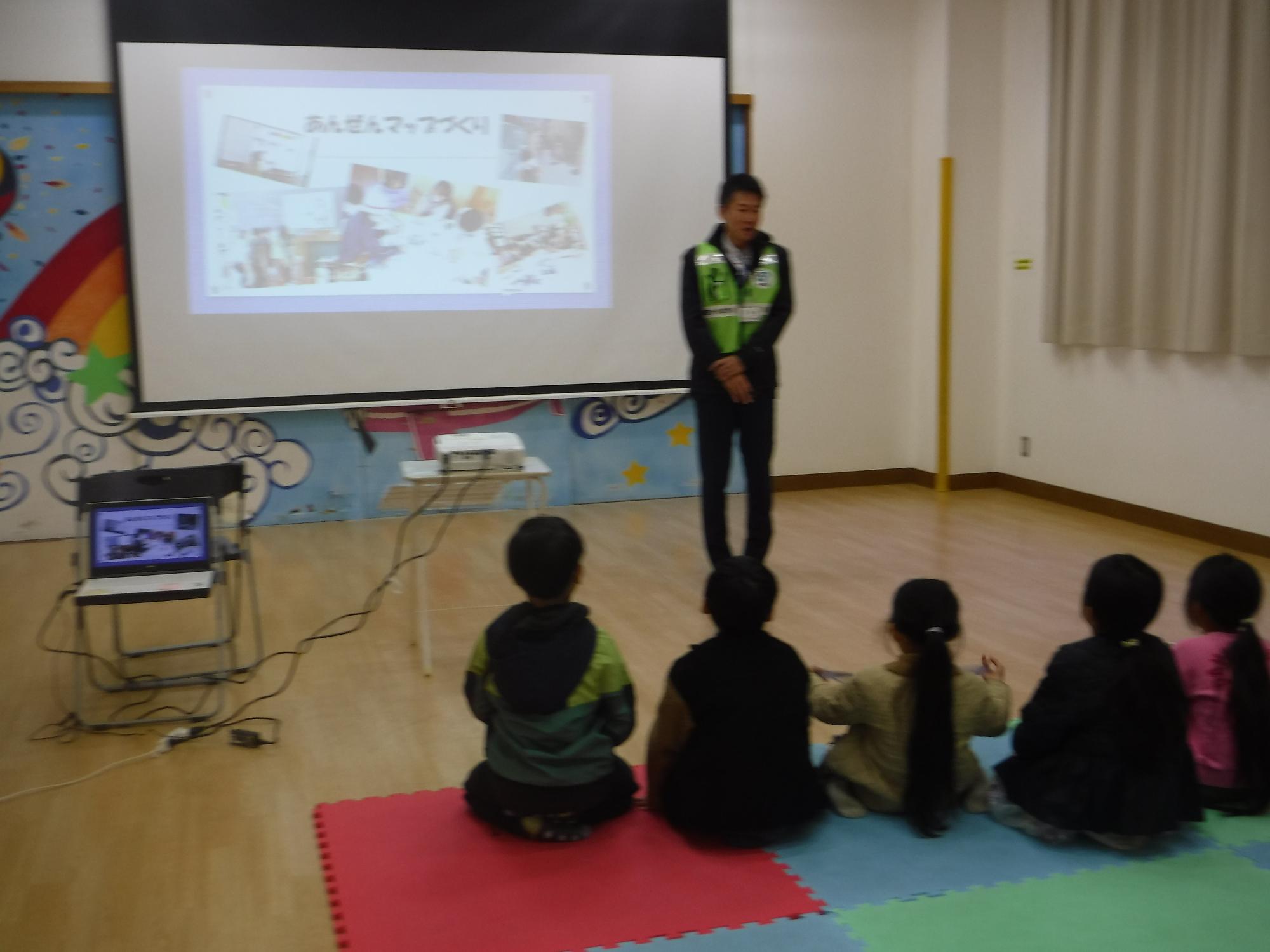 安全マップづくり 最初の説明の様子