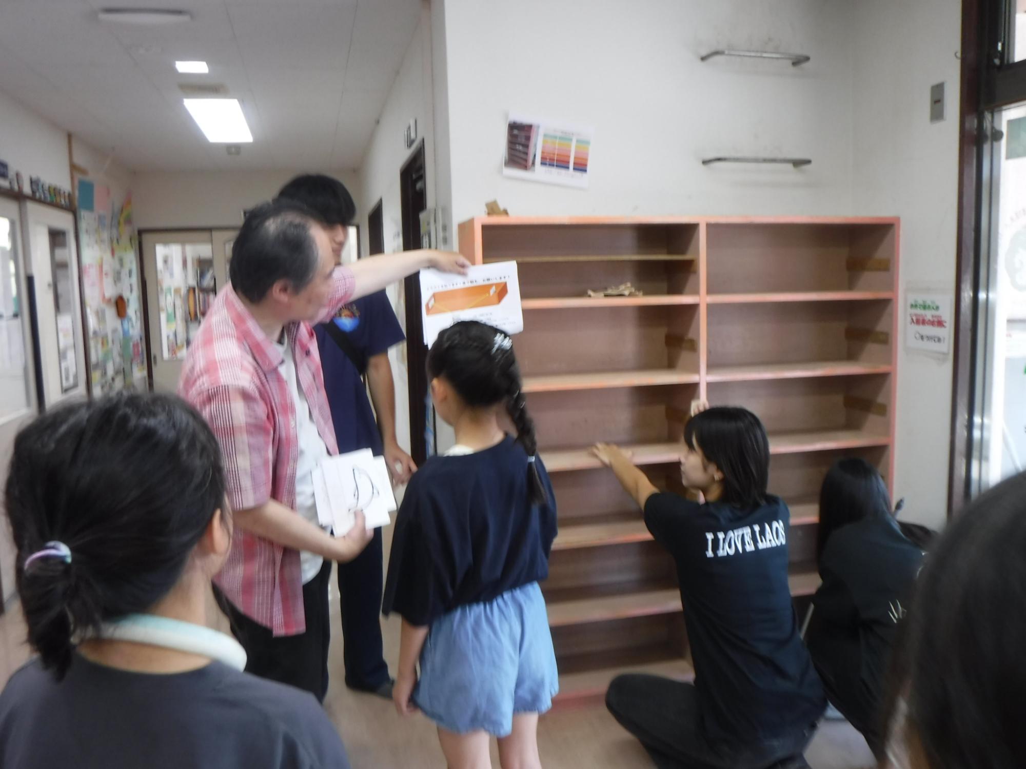 レクチャーを受けている様子
