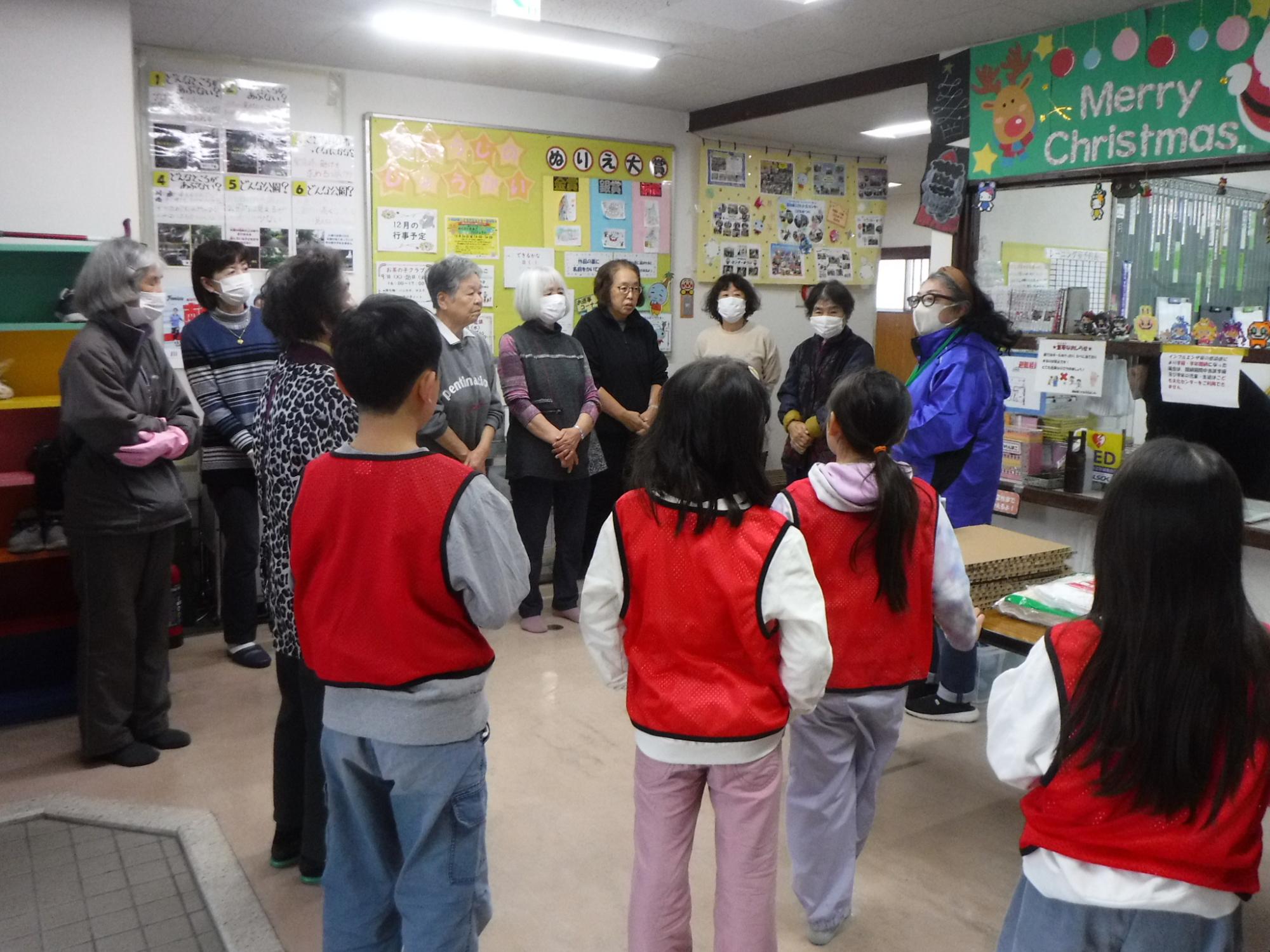 大掃除の準備をする写真