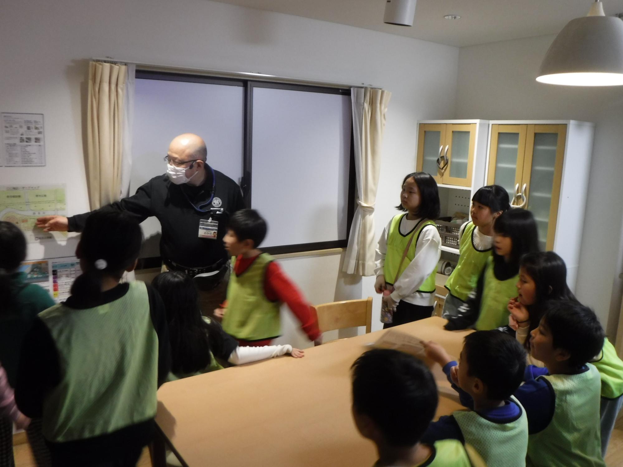 豪雨体験の様子