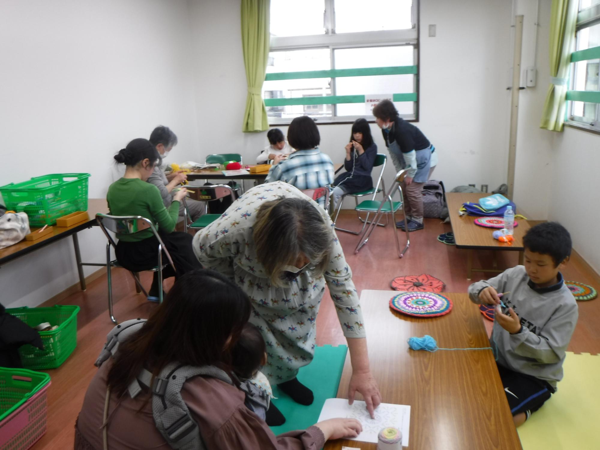 幼児親子さんも参加している写真