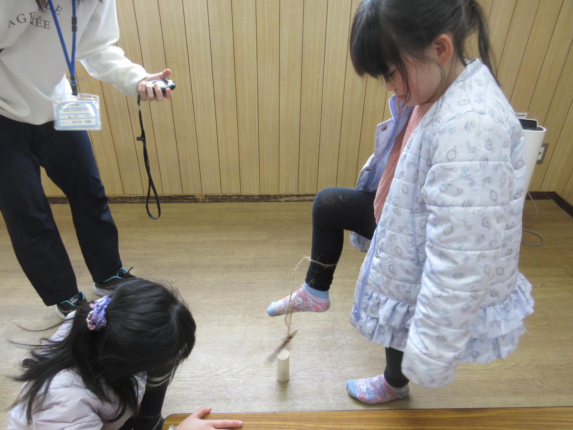 ゆらゆら揺れるボールペン