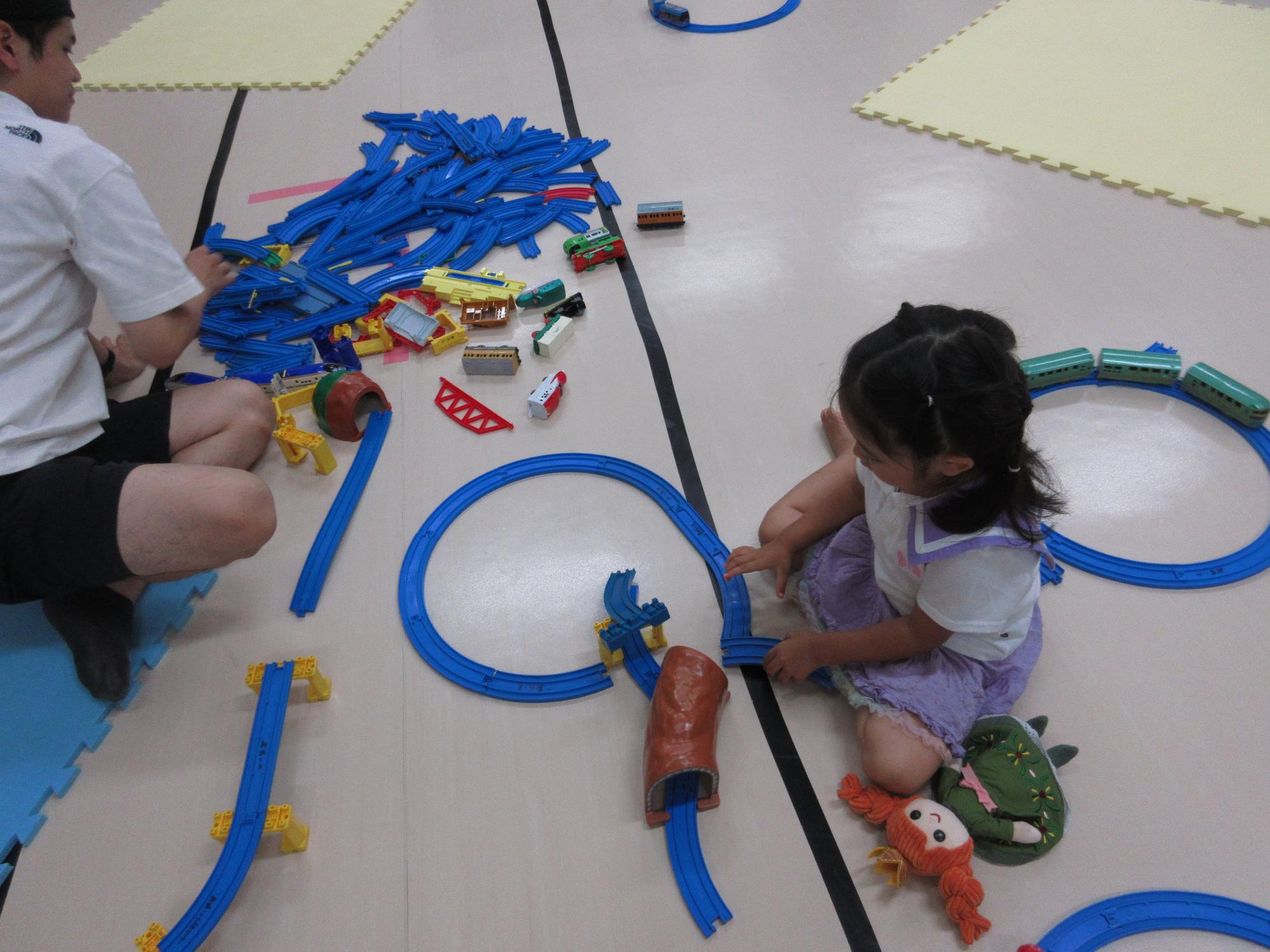 トンネルのある線路を作りました