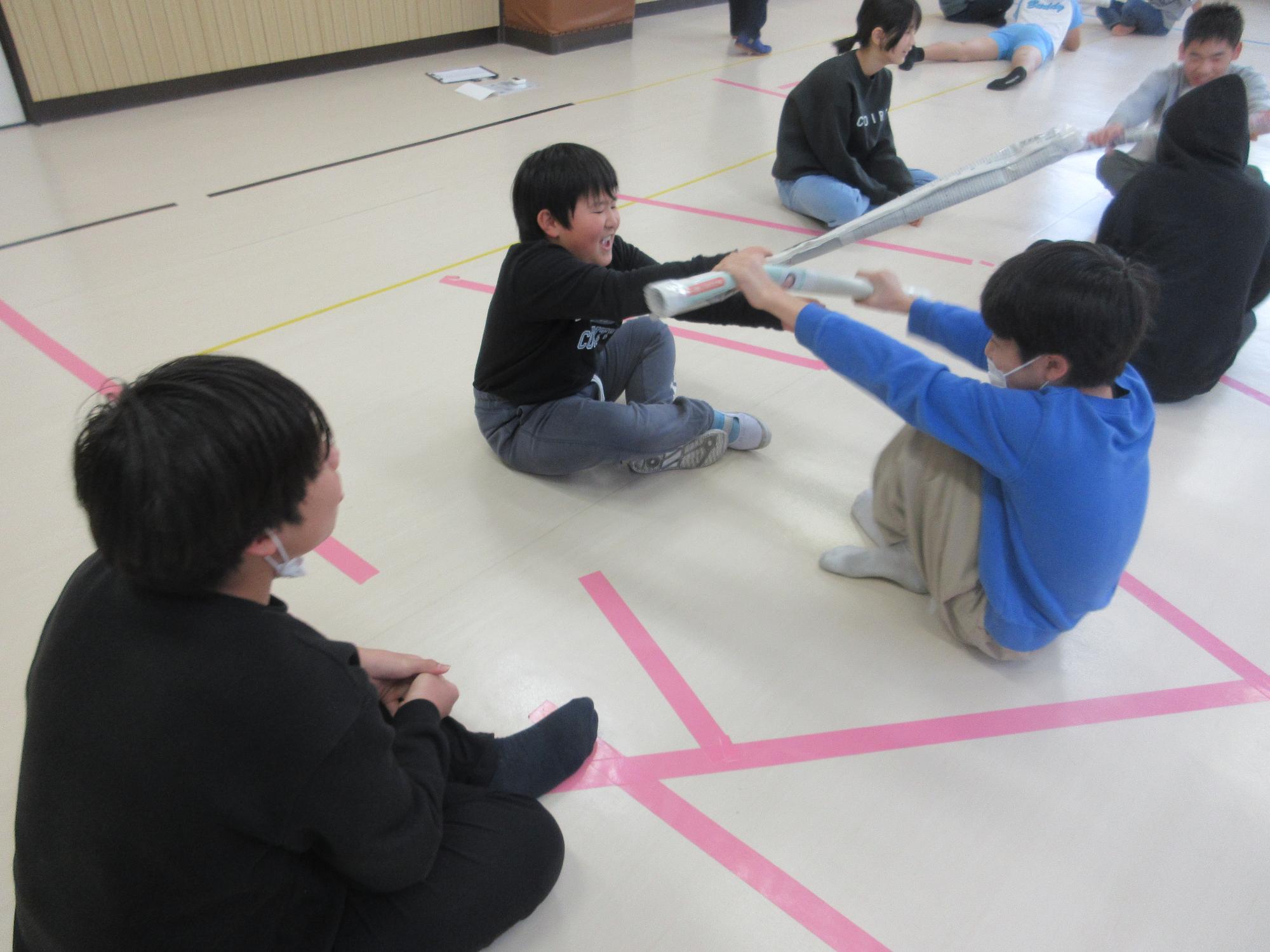 攻めを交わす受け手