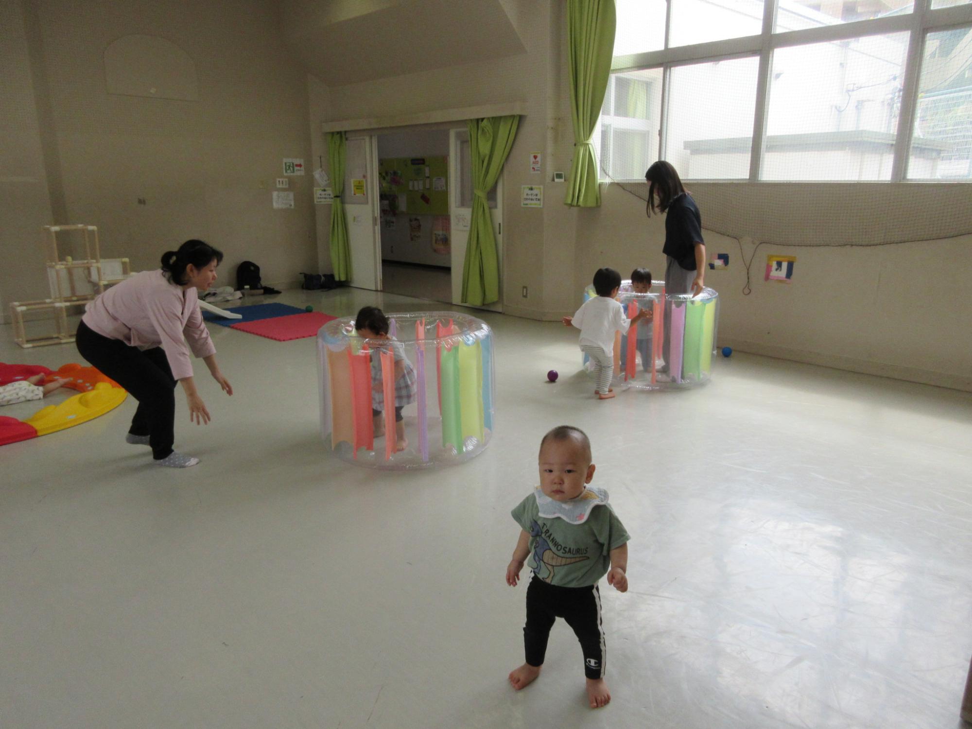 ぐるホイで遊んでいる様子