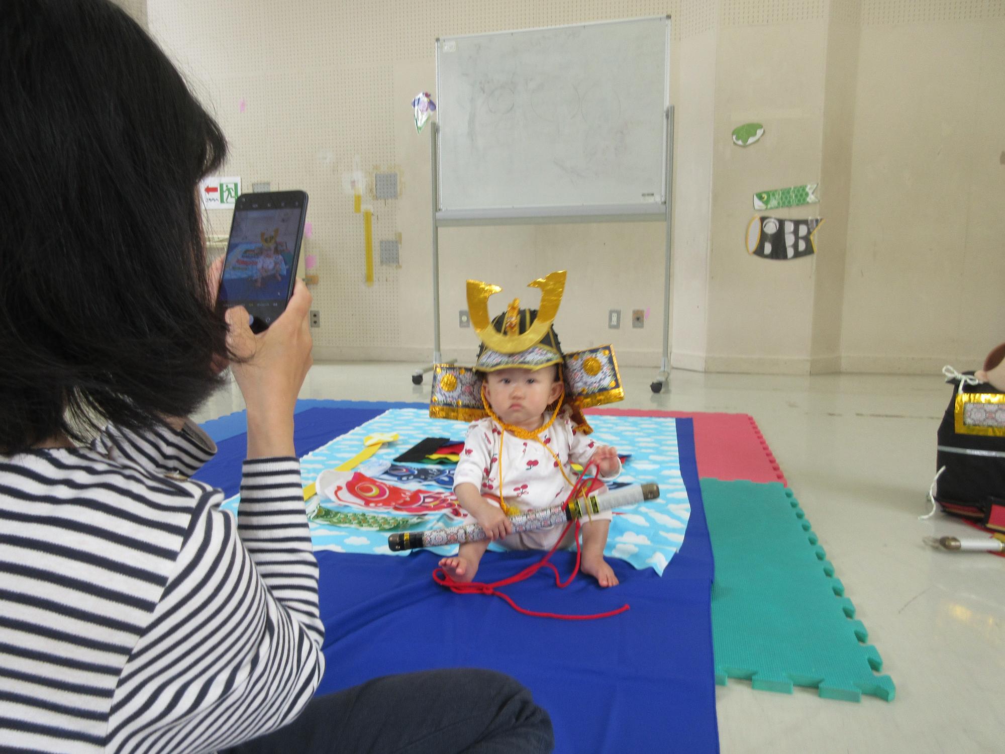 フォトスポットでの親子の様子の写真その2