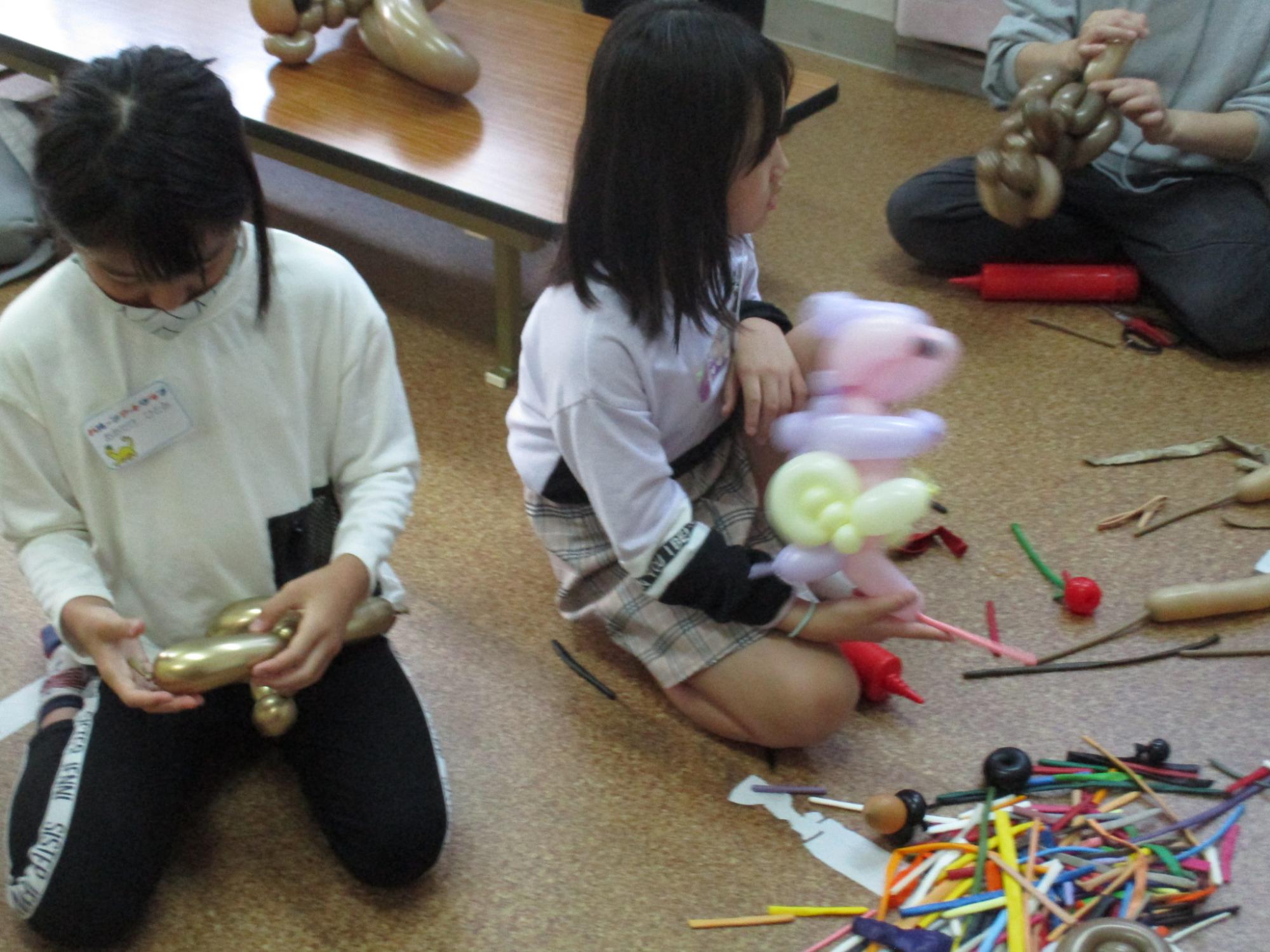 リスを作っている写真