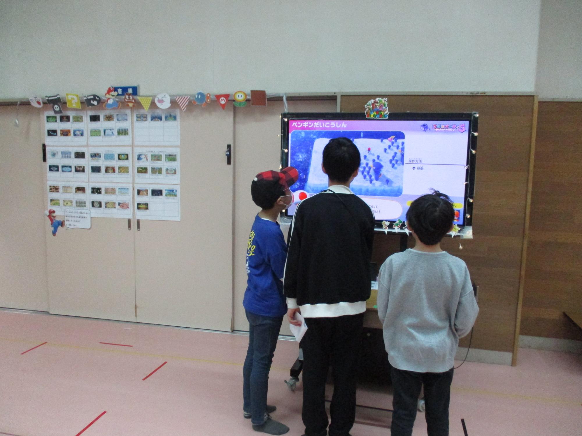 最終確認をしている様子