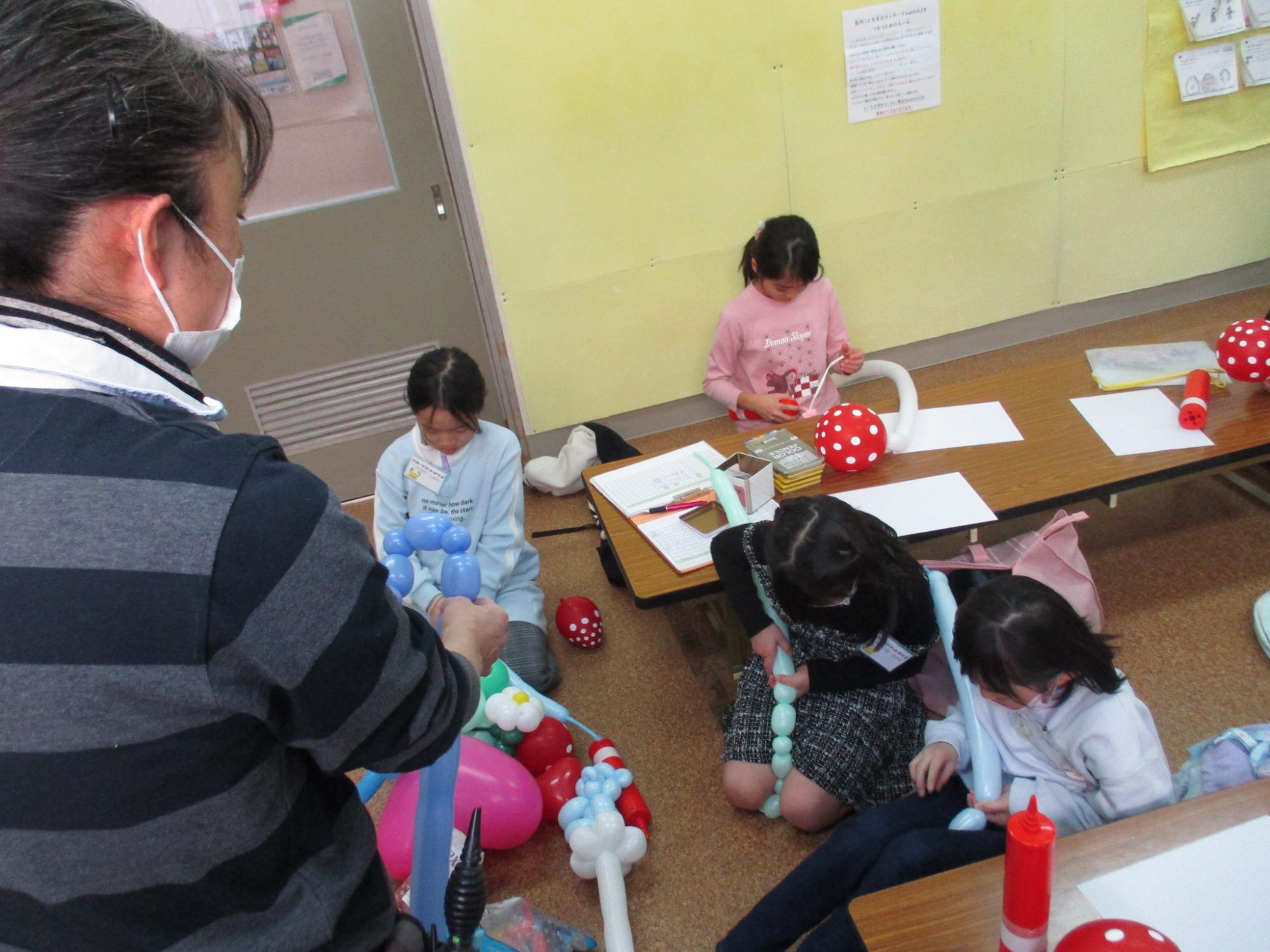 ハートを作っている写真