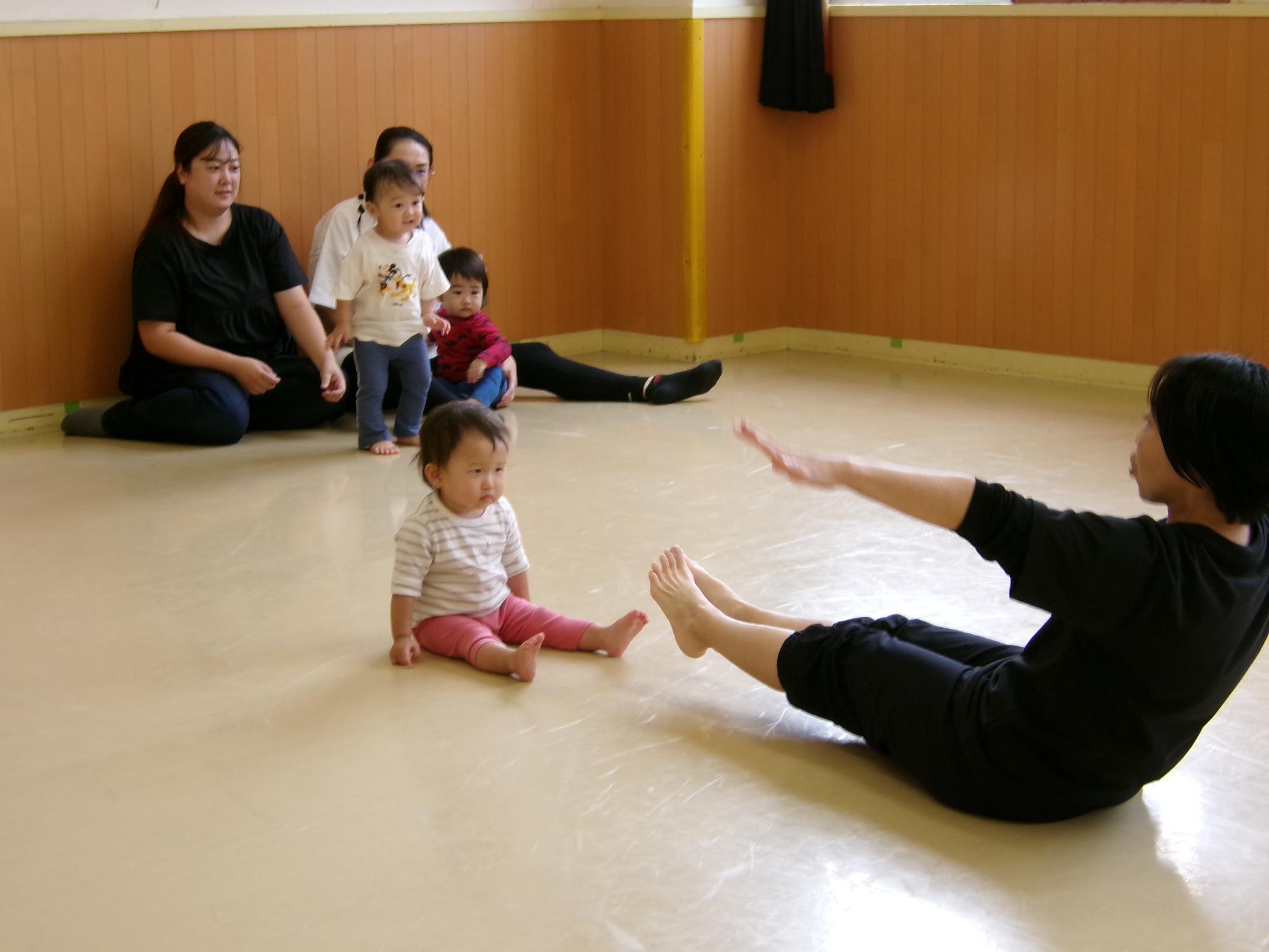 体感のための運動をしている写真