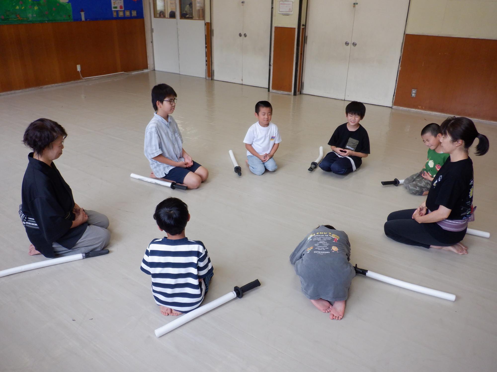座禅を組んでるよ